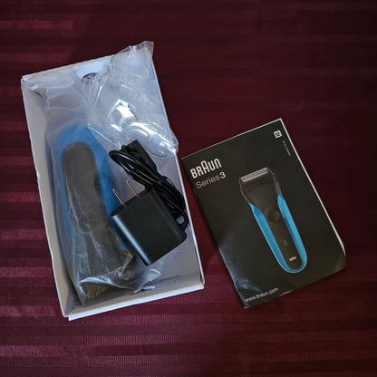 Afeitadora de batería recargable para hombre (seco o húmedo) - Braun Series 3 (Nuevo, caja abierta)