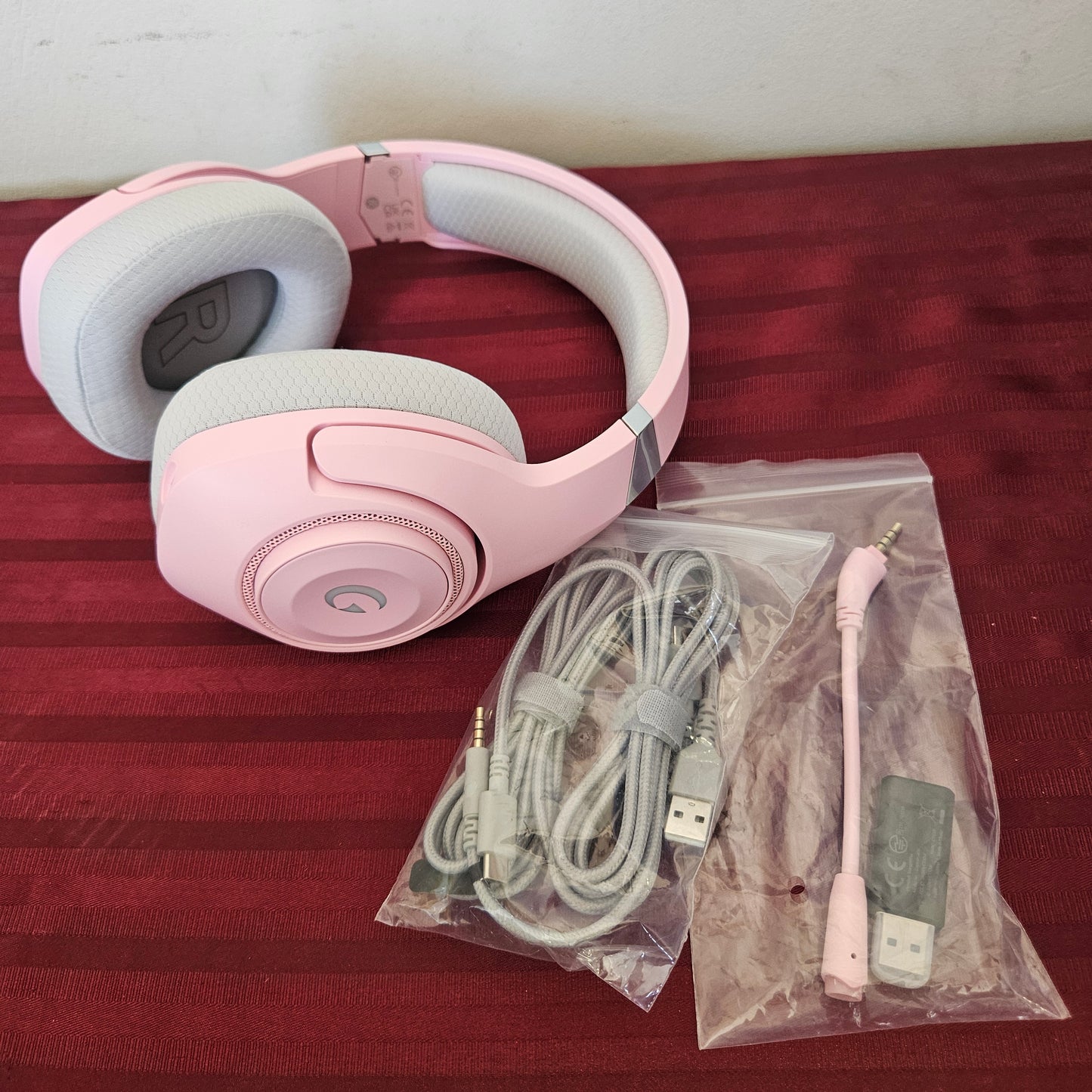 Audífonos Gamer inalámbricos - Kapeydesi (Nuevo, caja abierta)