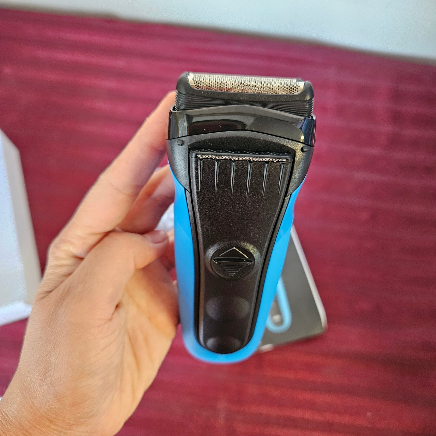 Afeitadora de batería recargable para hombre (seco o húmedo) - Braun Series 3 (Nuevo, caja abierta)