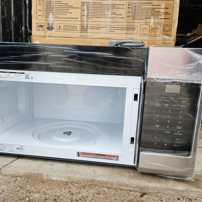 Horno microondas 1.7 pies cúbicos con campana extractora - Samsung (Nuevo, caja abierta)