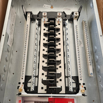 Centro de carga 24 circuitos monofásico 125A, 240/120V - GE (Nuevo, caja abierta)