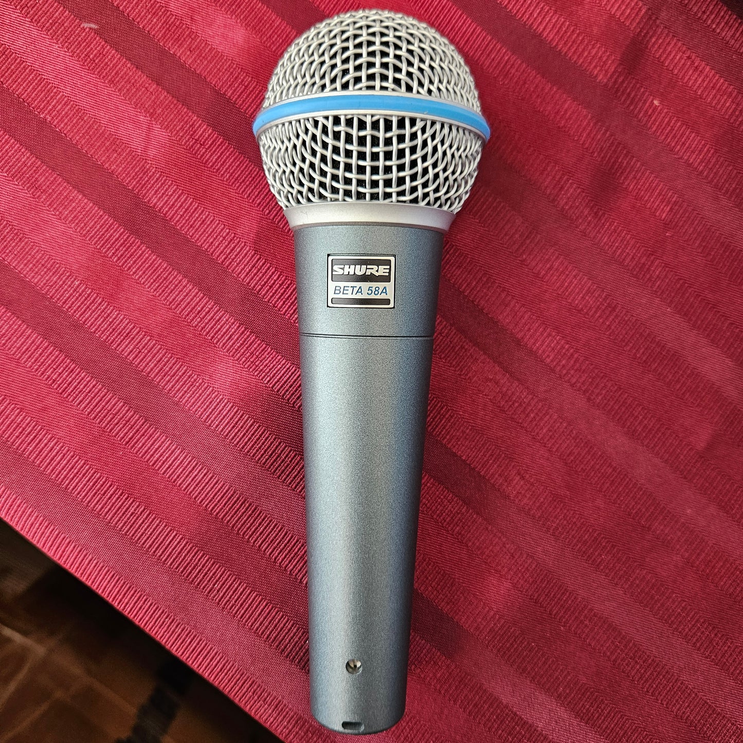 Micrófono vocal dinámico - Shure Beta 58A (Nuevo)