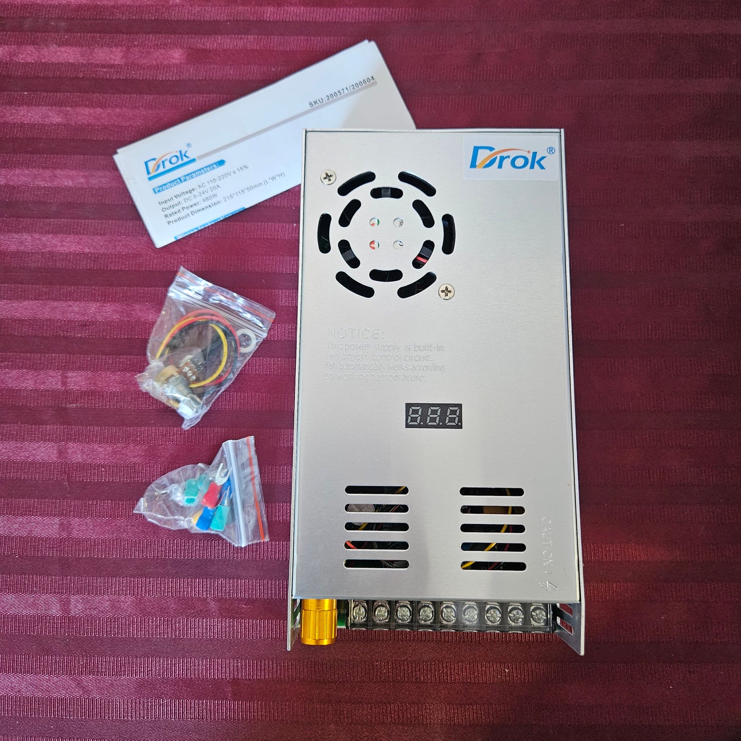 Fuente de alimentación AC 110V/220V a DC 0-24 V - Drok (Nuevo, caja abierta)