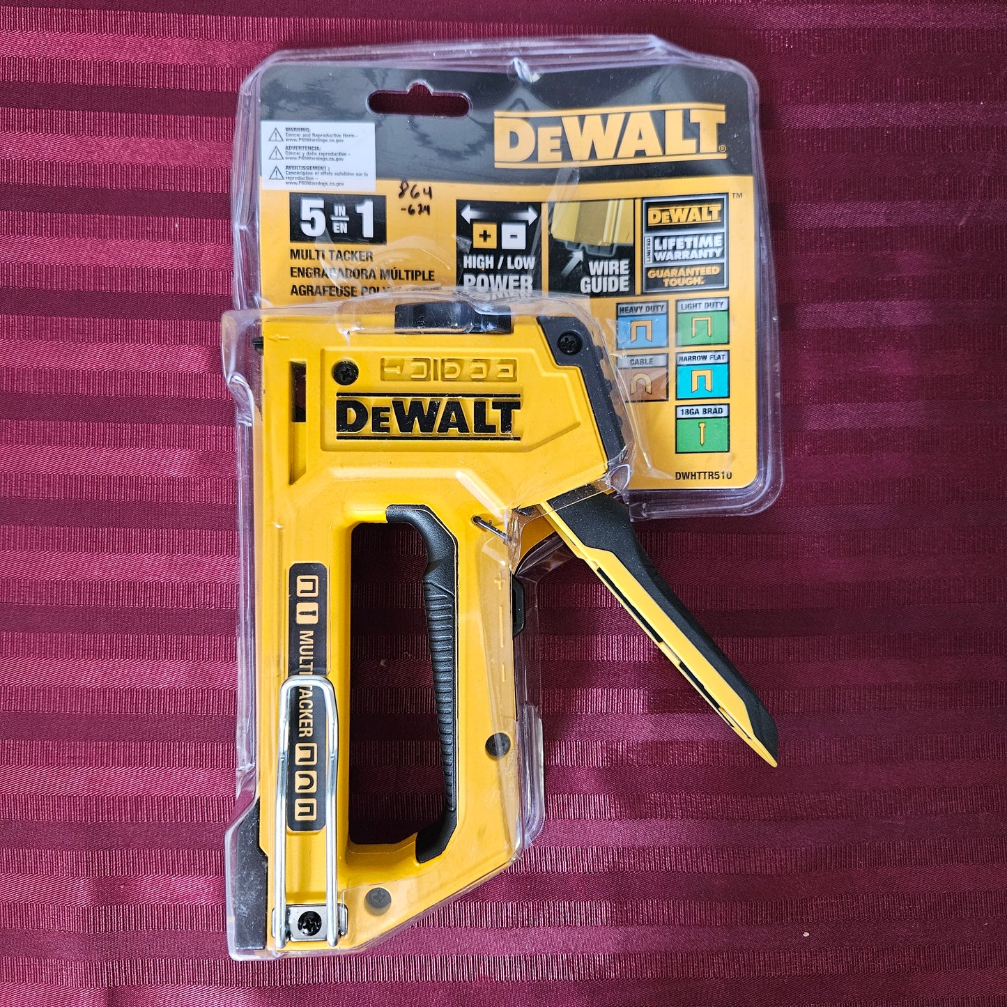 Engrapadora multiusos 5 en 1 de alta resistencia - DEWALT (Nuevo, empaque abierto)