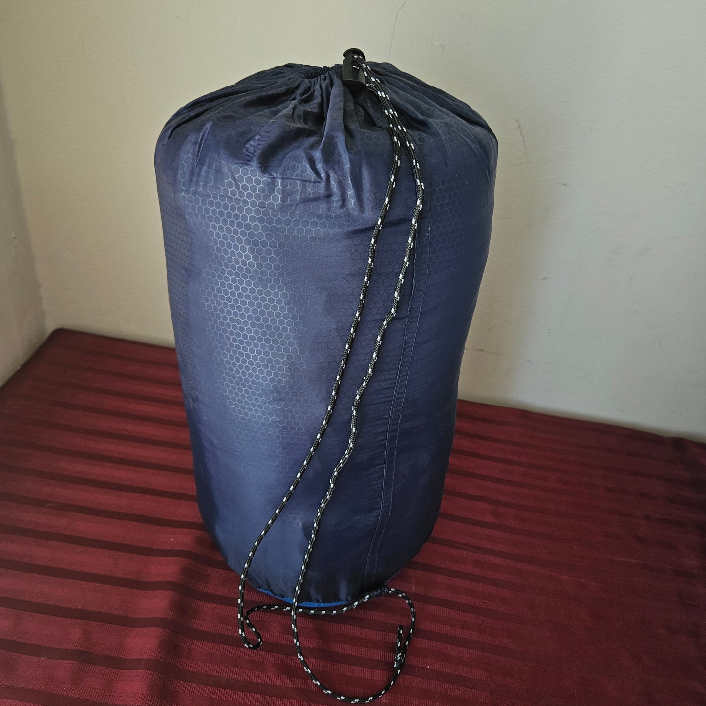 Sleeping Bag color azul marino - Jeaouia (Nuevo, pequeño detalle estético en bolsa de transporte)
