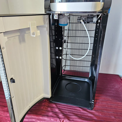 Enfriador/Dispensador de agua de carga inferior de acero inoxidable - Brío (Nuevo, sin caja)