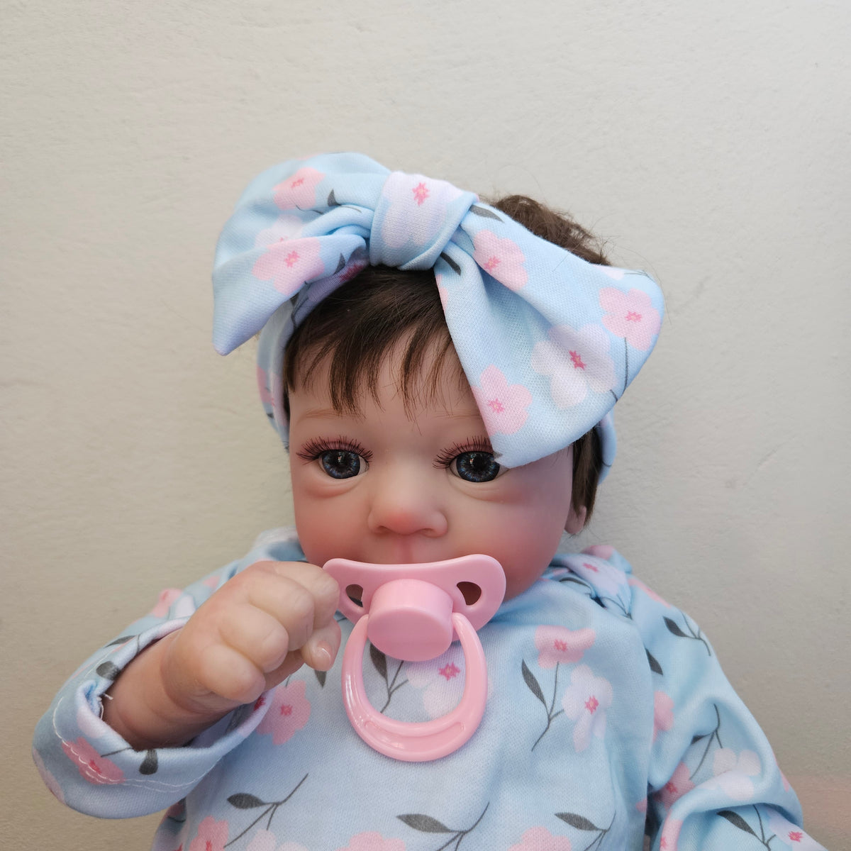 Bebé Reborn niña ojos abiertos cuerpo de tela con cabello (Nuevo)